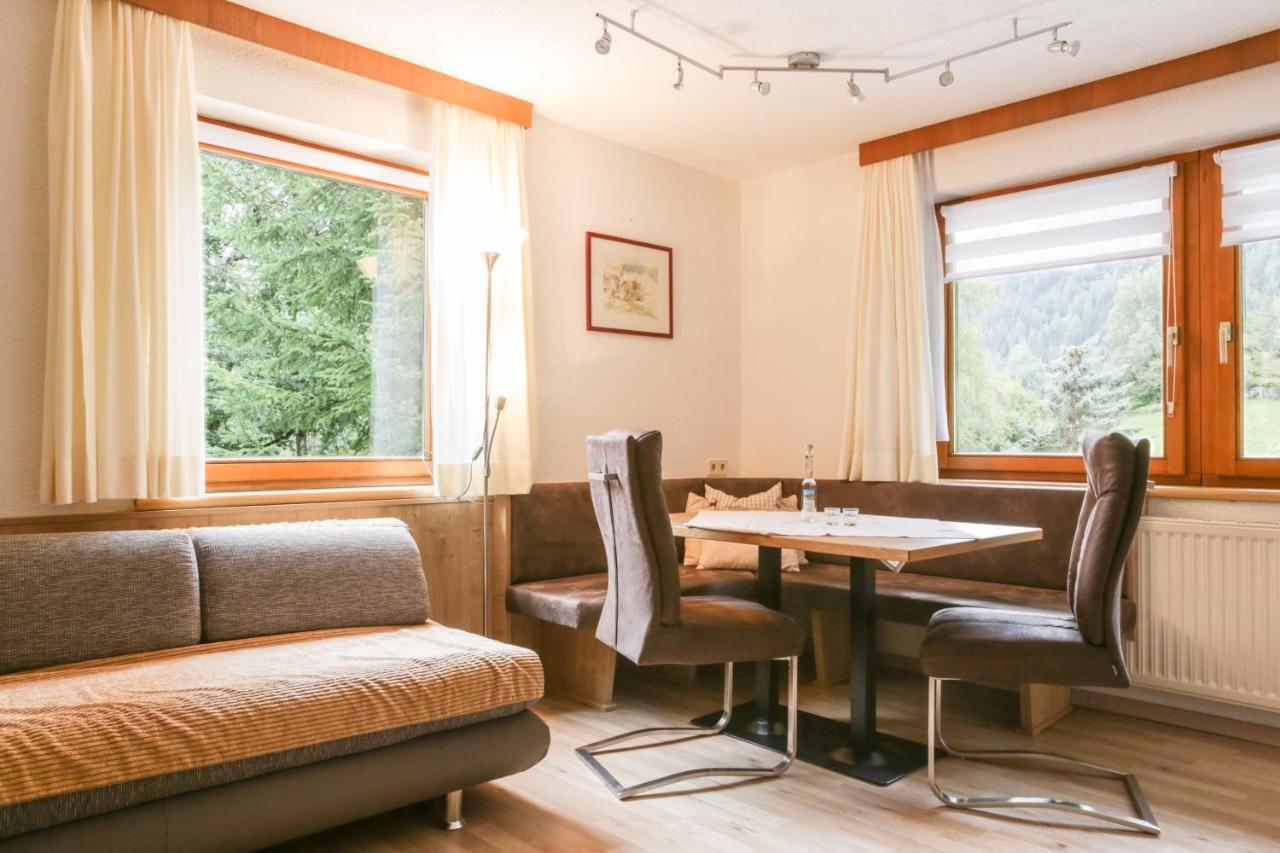 Ferienwohnungen Oetztal Sautens Ngoại thất bức ảnh